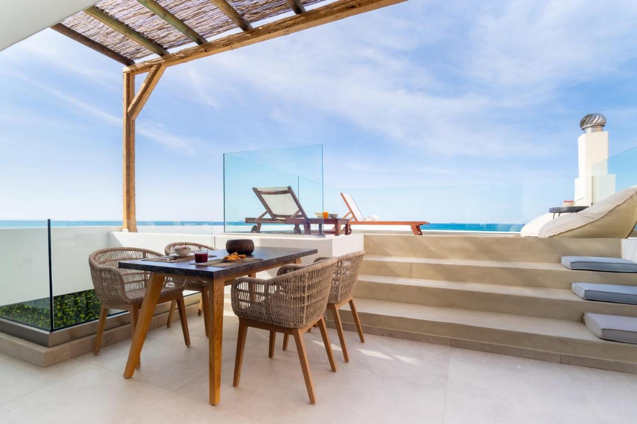 Wave, An Idyllic Seafront Suite By Nirousuites Kokkini Hani Екстериор снимка
