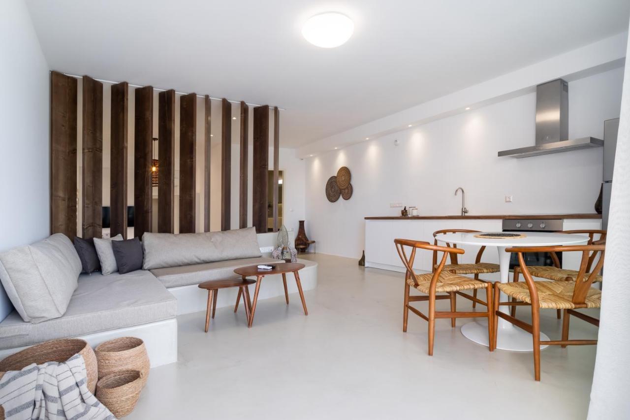 Wave, An Idyllic Seafront Suite By Nirousuites Kokkini Hani Екстериор снимка