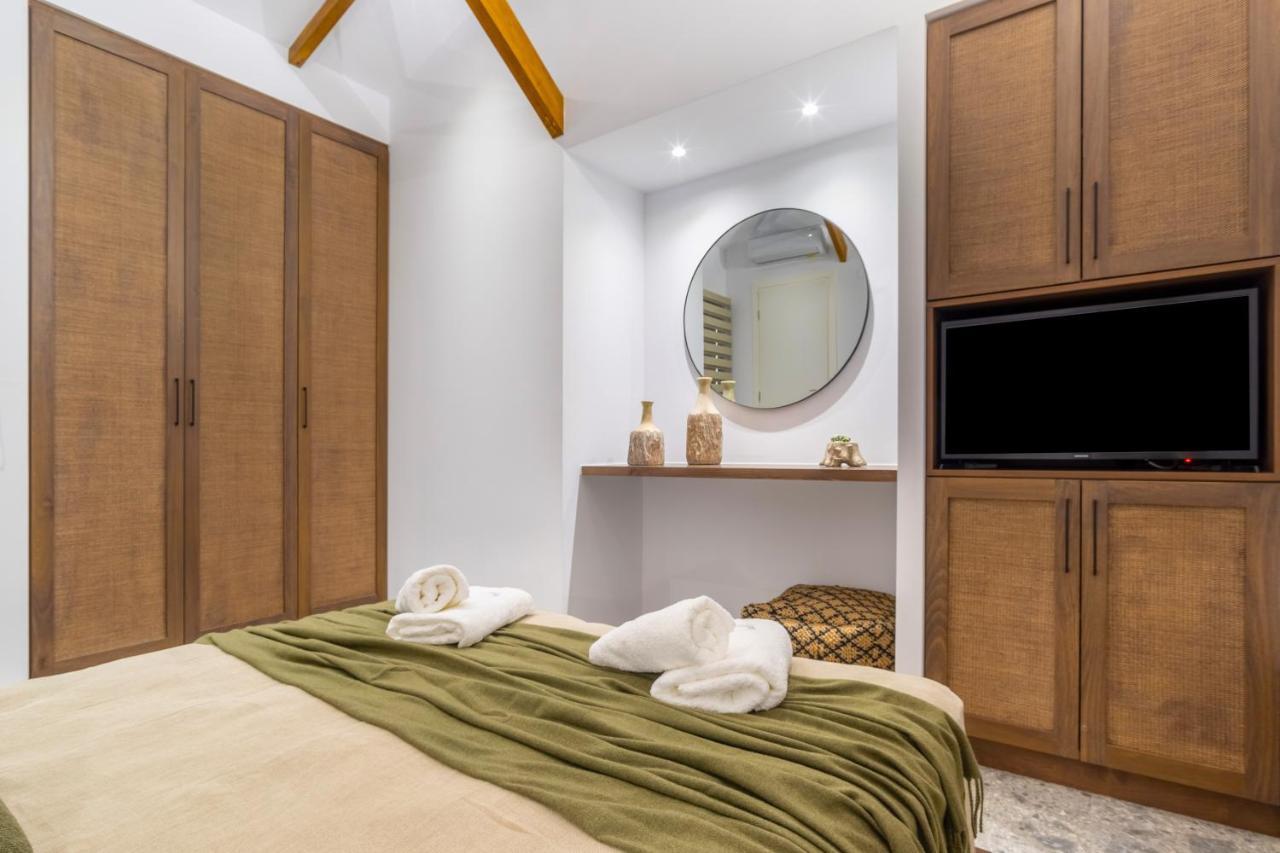 Wave, An Idyllic Seafront Suite By Nirousuites Kokkini Hani Екстериор снимка